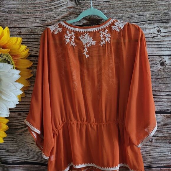 Gianni Bini blouse mid Sleeve Women's large 🔸️/ white embroidery NWT - Picture 2 of 7